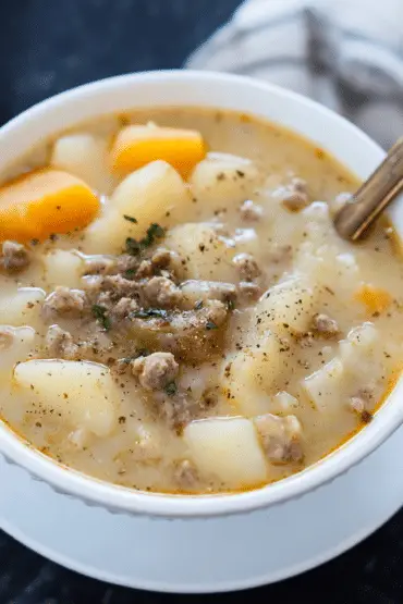 Creamy Potato and Hamburger Soup