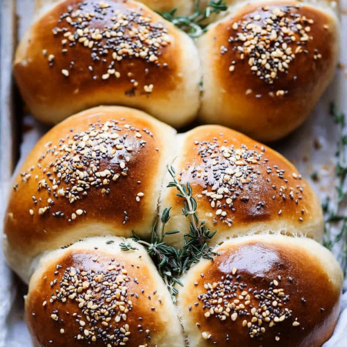 Rosemary Seeded Bread Knots