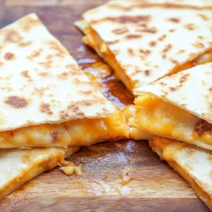 How to Make 7-Ingredient Everything Quesadillas at Home 2 7-Ingredient Quesadillas