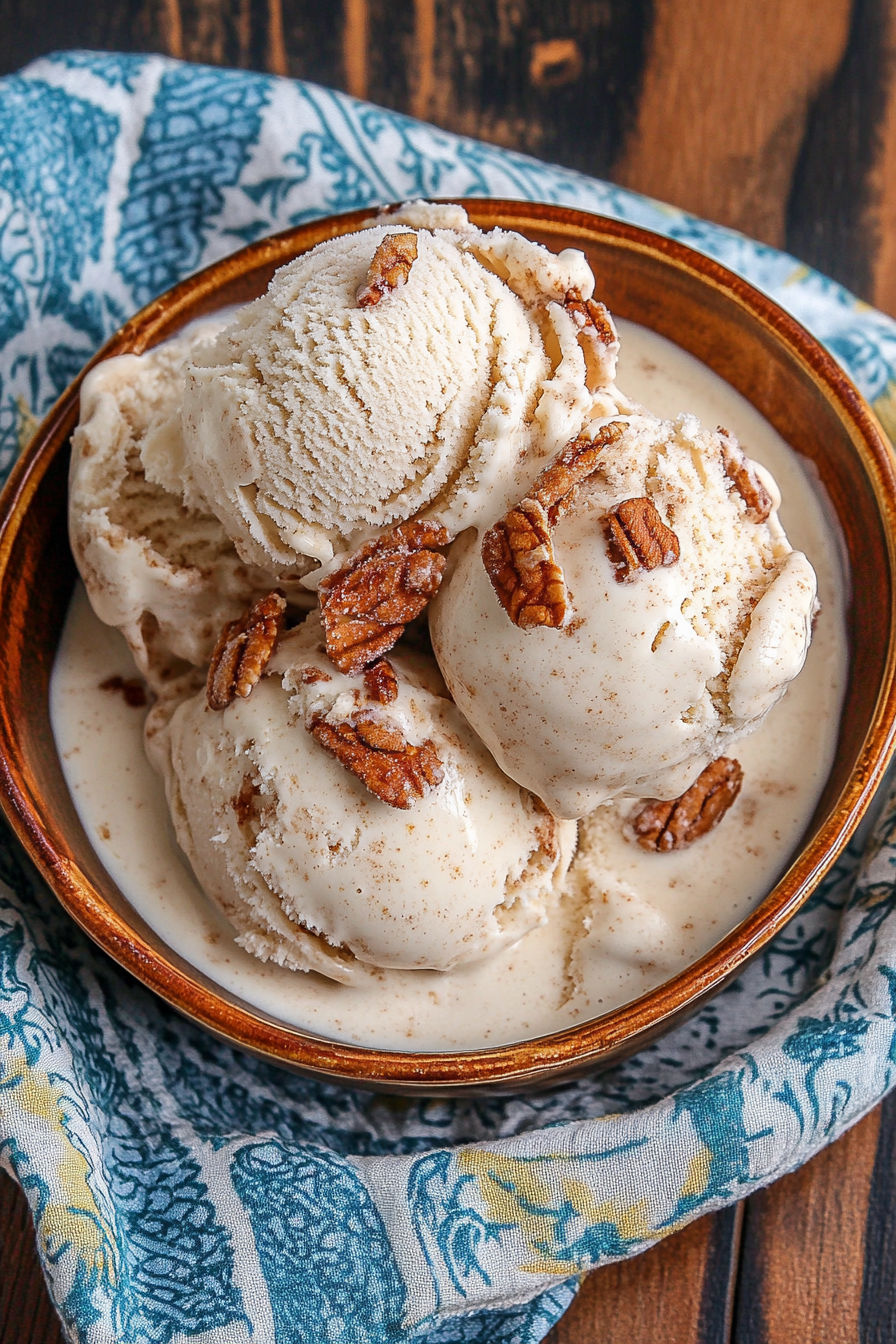 Oatmeal Cream Pie Ice Cream Final Dish Presentation