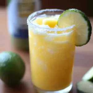 How to Whip Up a Pineapple Coconut Sour: 5 Easy Steps 4 pineapple coconut sour recipe