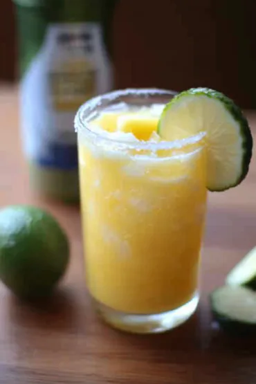 pineapple coconut sour recipe