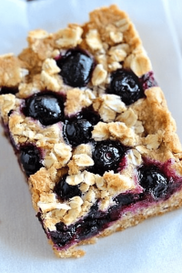 gluten-free blueberry oat bars