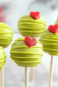 Grinch Cake Pops