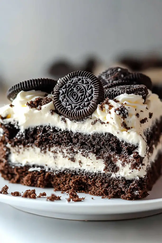 Oreo earthquake cake
