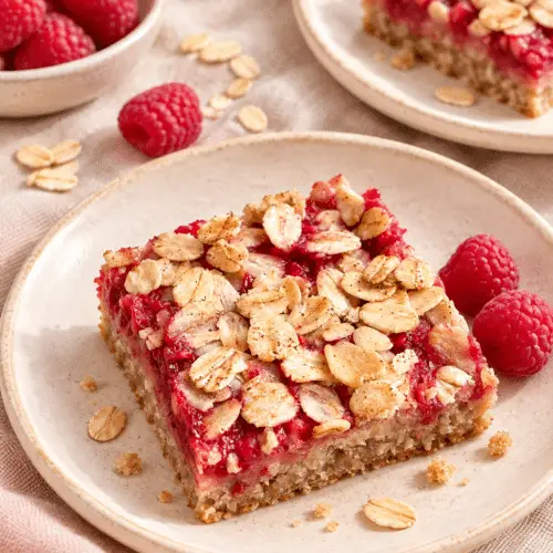 raspberry oat bars with banana and cinnamon